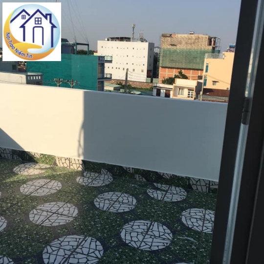 BÁN CĂN NHÀ 1 SẸC HÀ HUY GIÁP QUẬN 12, 1 TRÊT 3 LẦU, SÂN THƯỢNG