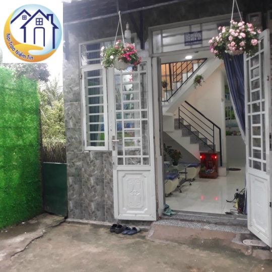 BÁN NHÀ 1 TRỆT 2 LẦU, SÂN THƯỜNG, GIÁ CHỈ 1 TỶ 1 TRĂM 50 MƯƠI TRIỆU ĐỒNG.